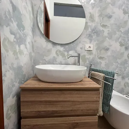 Marina Bed & Breakfast 4*